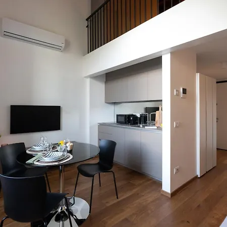 Appartamento Maderni Breathtaking - By Myhomeincomo *